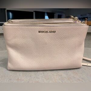 Michael Kors crossbody purse